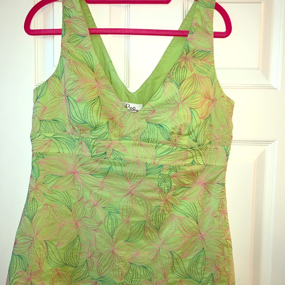 Lilly Pulitzer Green top with embroidered design